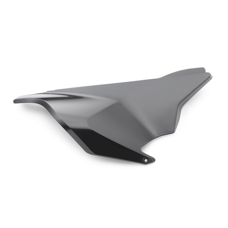 Rear fairing