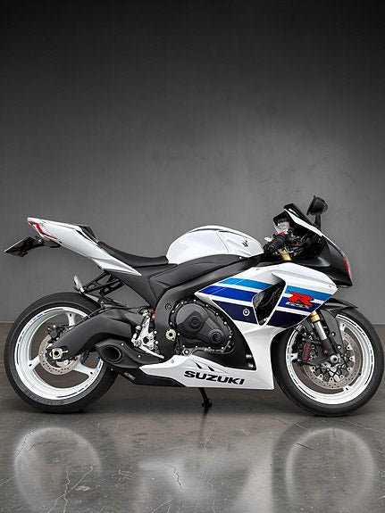 Suzuki GSX-R 1000 / STRØKEN/JUBILEUMSUTGAVE/VENTILER-OK/ÅRLIG SERVICE-OK/HELANLEGG