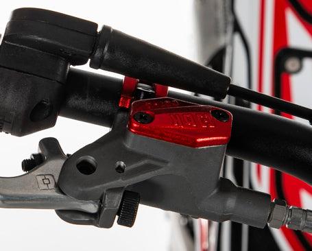 KIT RED COVER BRAKE PUMP TXT RACING 201