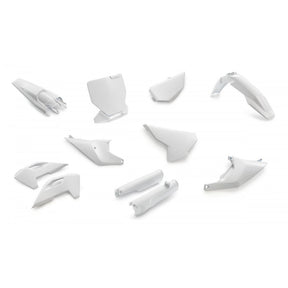 Plastic parts kit