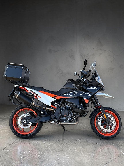 KTM 890 SMT | SLIP-ON EKSOS | LAV KM STAND
