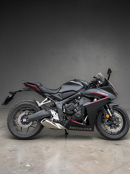 Honda CBR 650 R | NESTEN SPLITTER NY | A2  | STRØKEN!