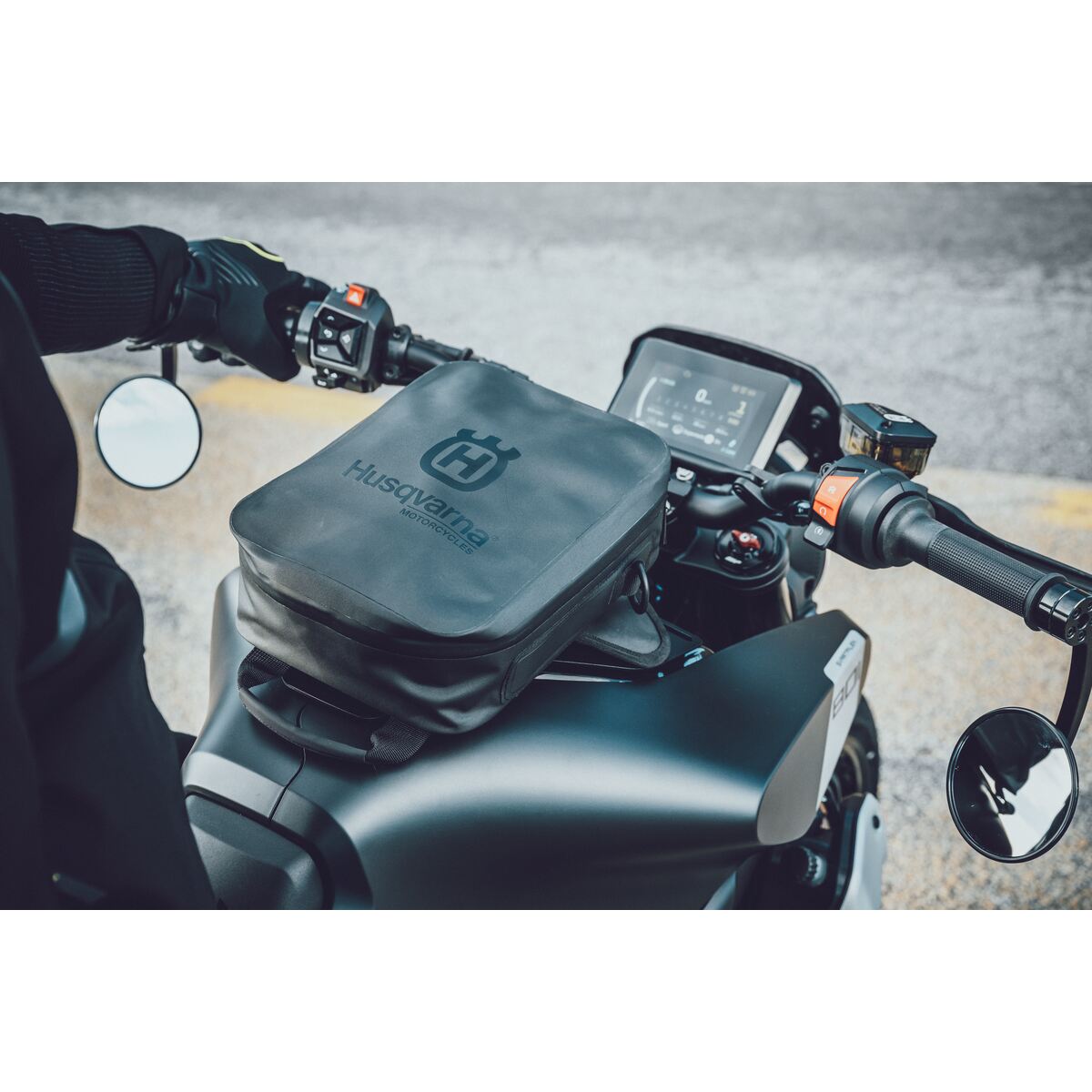 Tank bag