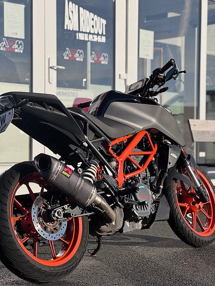 KTM 125 Duke | Akrapovic | Nylig utført service | Kun 1 eier!
