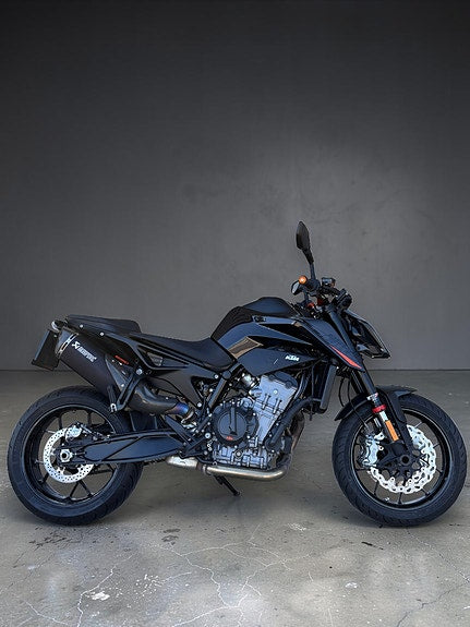 KTM 890 Duke | KUPP - FØRSTE MANN | FULL TECH-PACK